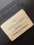 Louis Vuitton Size 28.3 x 18.3 x 4.3 cm