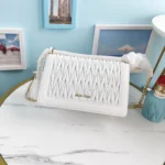 Miu Miu splicing shoulder strap Model: 5BH118B size: 20X13X5.5cm