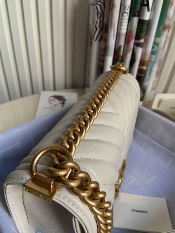 Chanel Calfskin Size:25x15x9cm