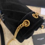 Cowhide bag Size：22x16x12cm Code：498892