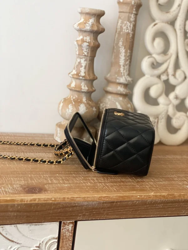 Chanel Box Bag Size: 16 9.5 8, Style: 81230