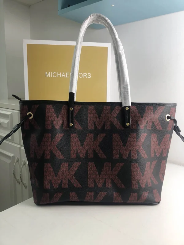 MK Model: 002 Size: 372917cm Size: 28*17cm