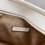 Michael kors MK jetset Size: 22cm*19cm*10cm