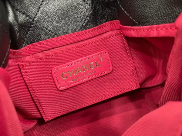 Bucket Bag Dimensions: 17.5x17x14