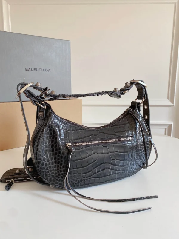 Balenciag Le Cagole Crossbody Bag Size: 33*16cm*8cm