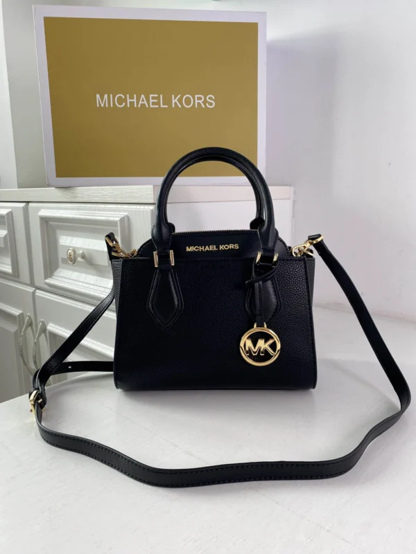 MK Handbag Crossbody Size:23*18*12