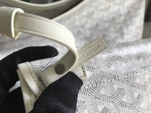 Goyard Hobo Bohme Underarm Bag Size: 42*27*15cm