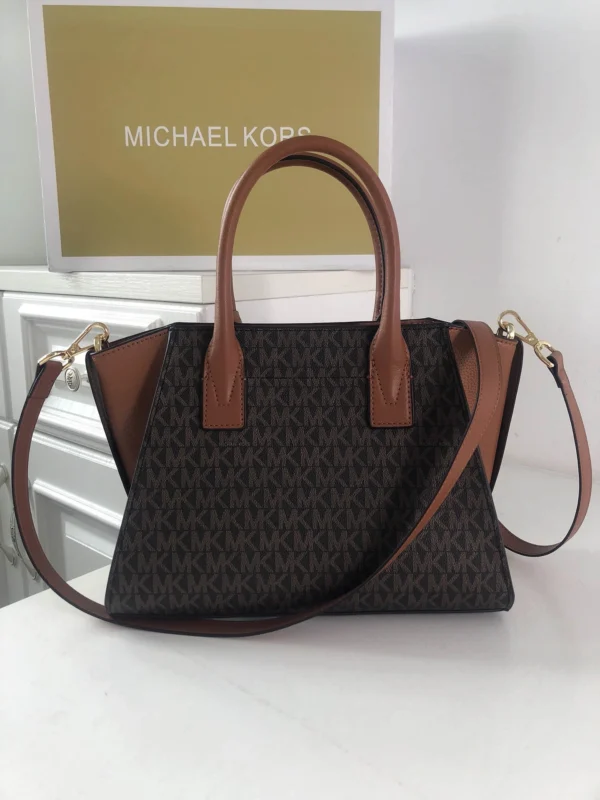 Mk Avril Model:2115 Length:28 Height:22 Width:14