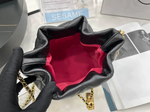 Bucket Bag Dimensions: 17.5x17x14