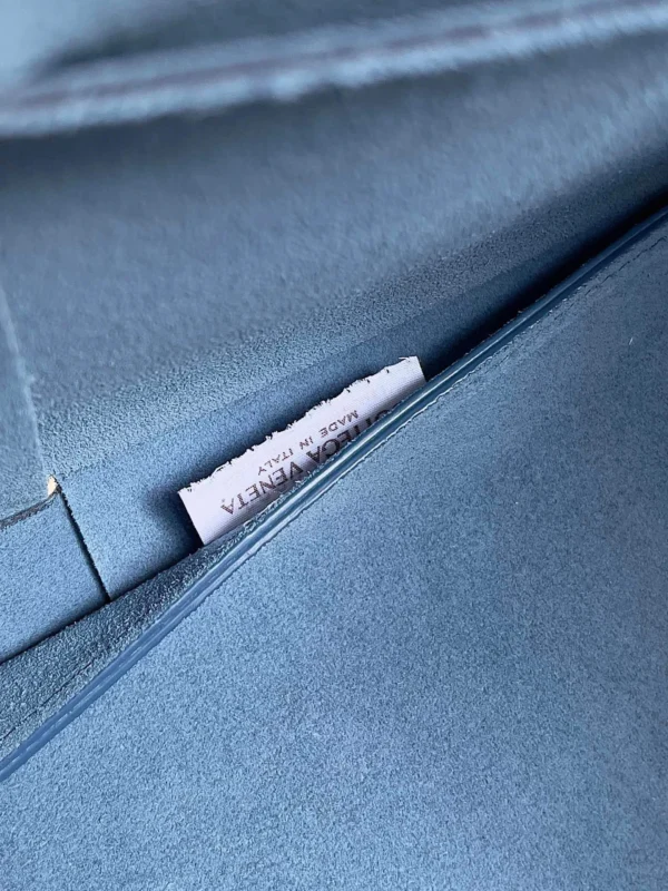 BV ARCO TOTE Handbag Size:38x25 609175