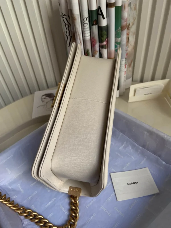 Chanel Calfskin Size:25x15x9cm