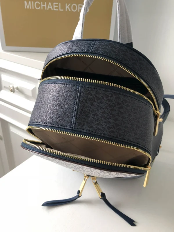 MK Handbag Crossbody Size:23*18*12