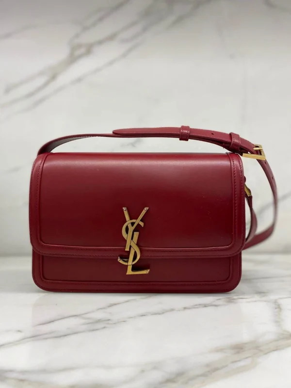 Backpack Model: 667490 Size: 15*36*14.5cm