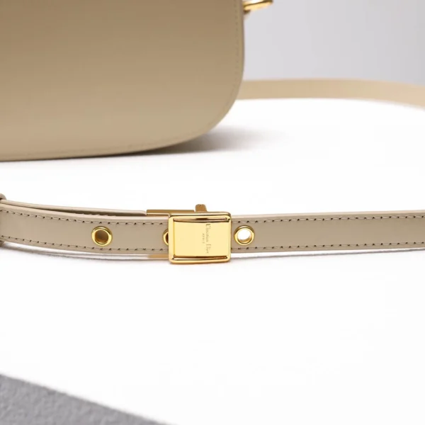 Bobby East-West Underarm Bag Handbag Ref: 2029 Size 22x13x5cm