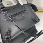 Balenciag* Neo Classic Motorcycle Bag Size: 16.5*22*9*14.5cm
