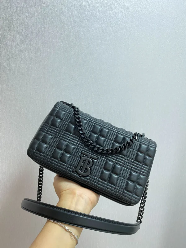 Backpack Size:22.5 x 4 x 13.5cm Code:650678