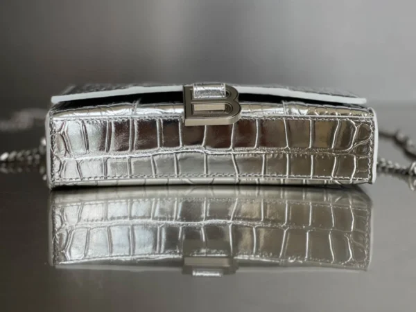 Balenciag Model No.:199 Size:19X12X5cm