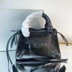 Balenciag* Neo Classic biker bag Size: 16.5*22*9*14.5cm