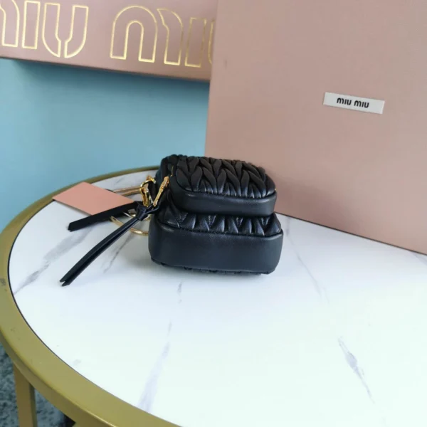 Miu Miu Long 115cm Chain shoulder strap size: 17, 2.5, 9