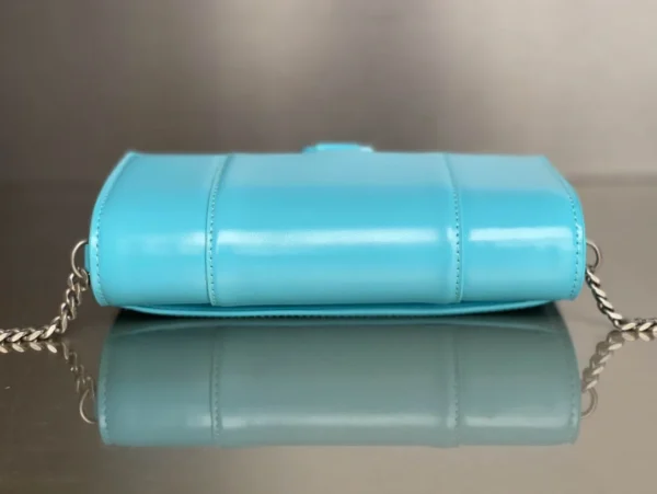 Balenciag Model: 199 Size: 19X12X5cm