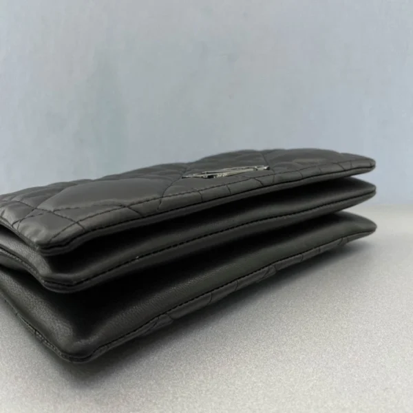 30 montaigne diamond rattan check