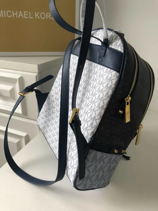 MK Handbag Crossbody Size:23*18*12