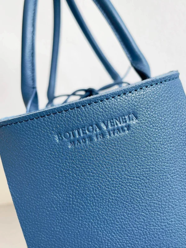 BV ARCO TOTE Handbag Size:38x25 609175