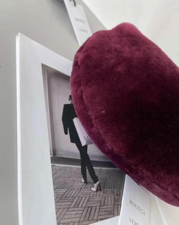 BV Bottega Veneta bag Size: 27x23cm 680697