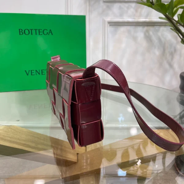 BV Bottega Veneta Cassette bag Size: 23x15cm Date