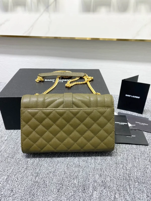 Envelope bag Size：21x13x6cm Code：392745