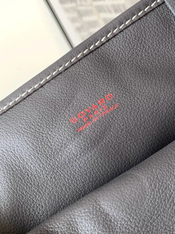 Anjou Mini Bag Size: 20x10x20cm