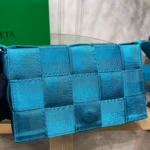 BV Bottega Veneta bag Size: 26x6cm Peacock blue
