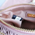 Miu Miu mini series handbag high 11cm long 17cm wide 7cm