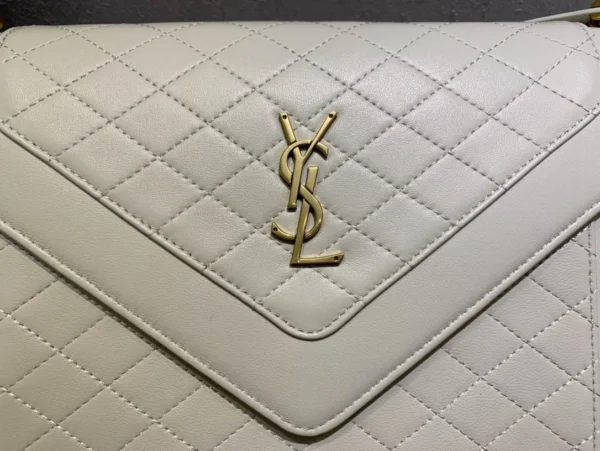 Model：668863 Size：26185cm