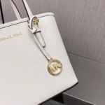 Michael kors MK jetset Size: 22cm*19cm*10cm