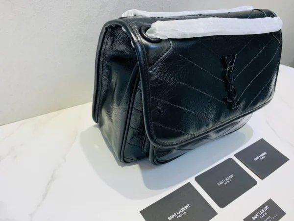 Model：633158 Size：28x20.5x8.5cm