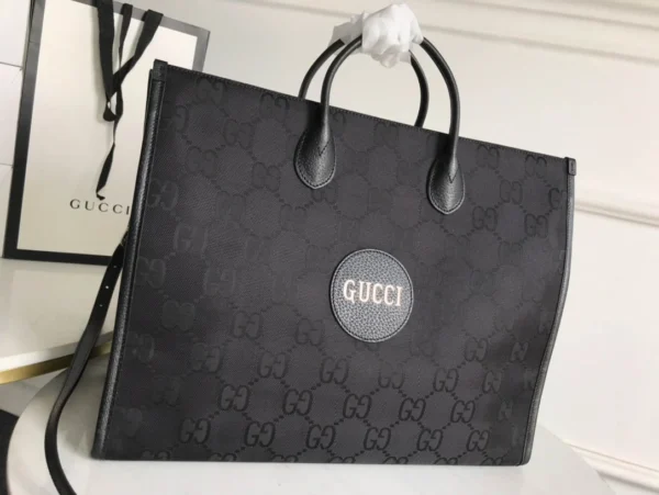 Model 630353 Size: 43x 34x 18.5cm