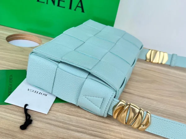 B.V Lychee print bag Size: 23x15cm 666870