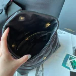 LOULOU PUFFER Lambskin bag Size：23x15.5x5.8cm Model：620333