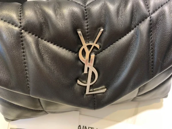 Lambskin bag Size:29x17x11cm Model:577476