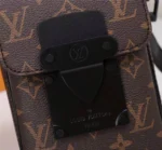 Louis Vuitton Model No. 69405 Size: 15x17x8 cm