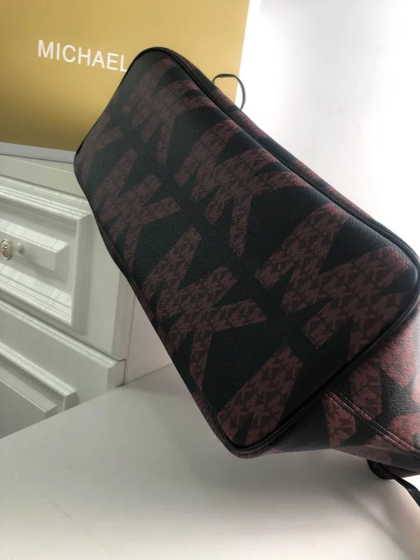 MK Model: 002 Size: 372917cm Size: 28*17cm