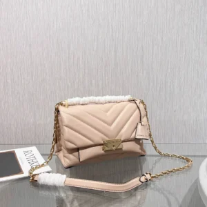 Mk cece sheepskin series Size: 24*16*10