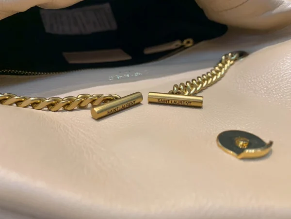 LOULOU PUFFER Lambskin bag Size: 23x15.5x5.8cm Model: 620333