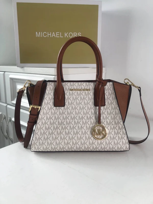 Mk Avril Model:2115 L:28 H:22 W:14