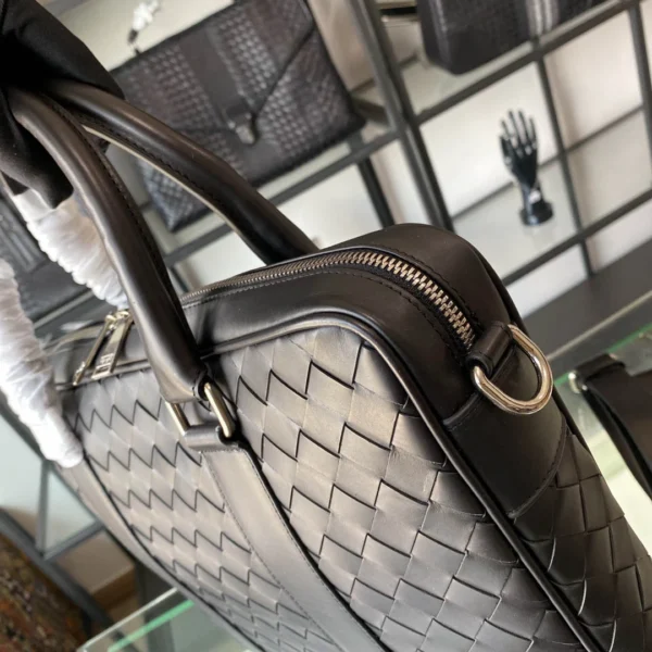 BV Bottega Veneta bag Size: 26x6cm Apricot