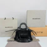 Balenciag Neo Classic Motorcycle Bag Size: 1992 Size: 16.5*22*9*14.5cm