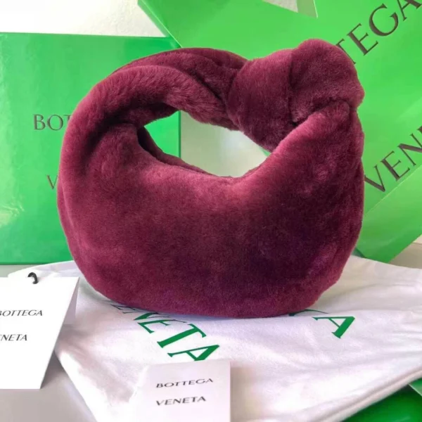 BV Bottega Veneta bag Size: 27x23cm 680697