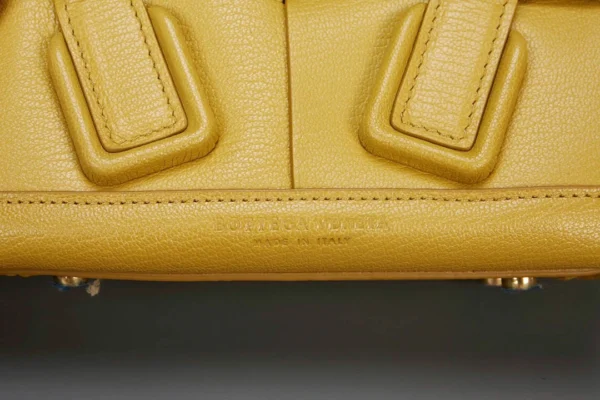 BV Bottega Veneta Arco29 series bag Size: 29x22cm