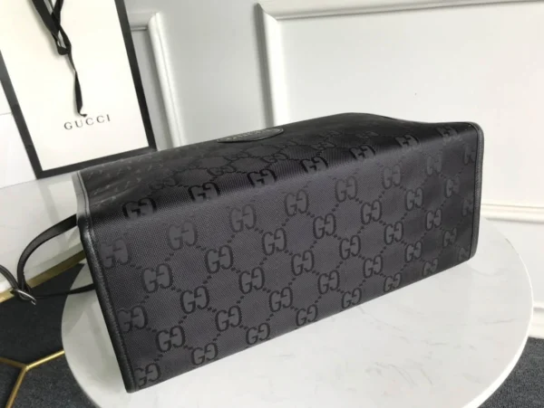 Model 630353 Size: 43x 34x 18.5cm